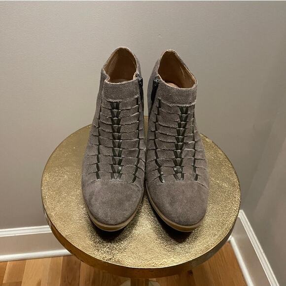 Suede Leather Braided Ankle Boots | Womens 9.5M, Brown - Picture 8 of 9